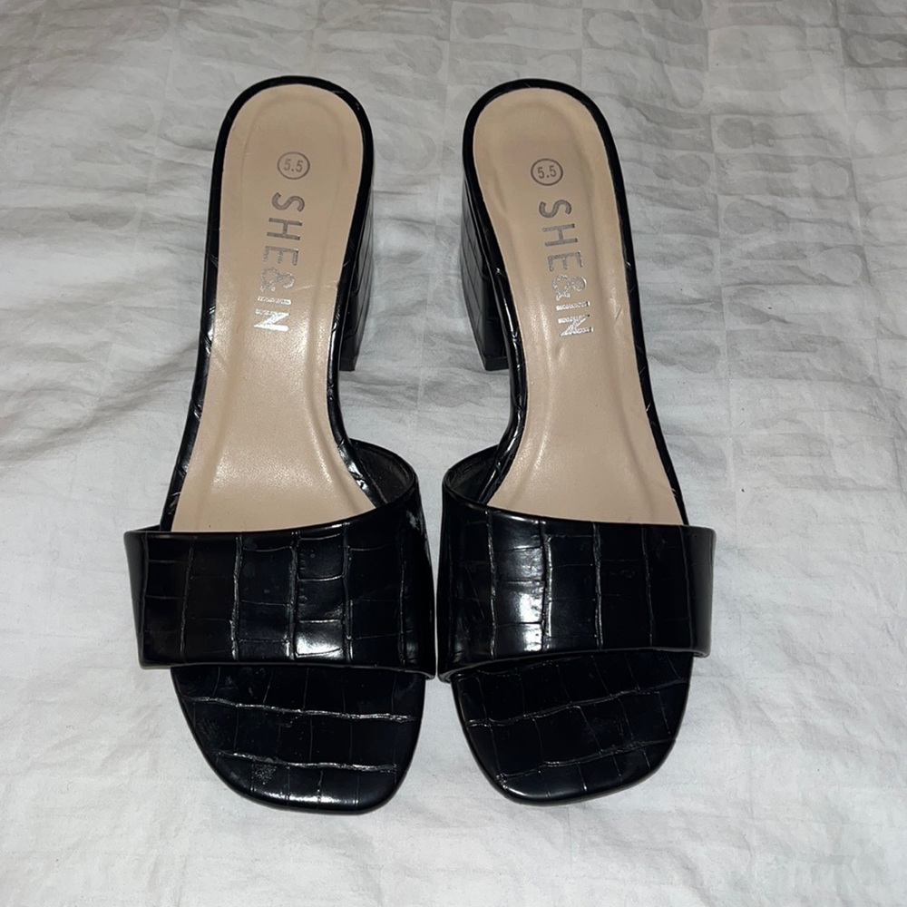 Black mules